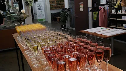 Two Birds Eatery header